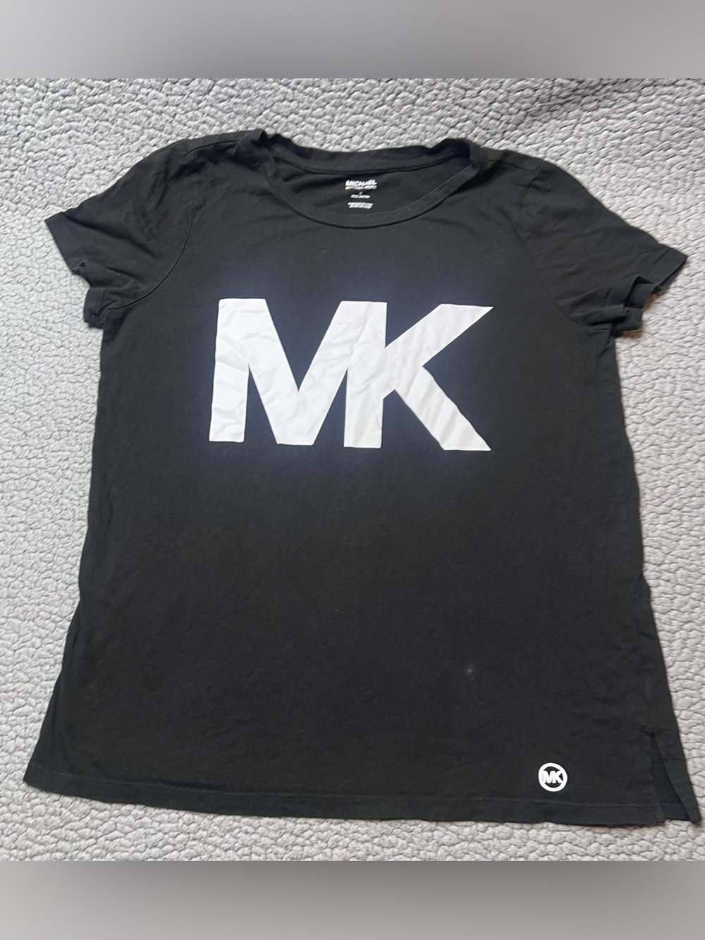 Michael Kors Short Sleeve Graphic Print T Shirt Women’s Size Medium Black
